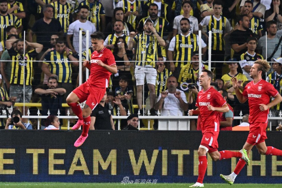 为他个人及 为他个人及