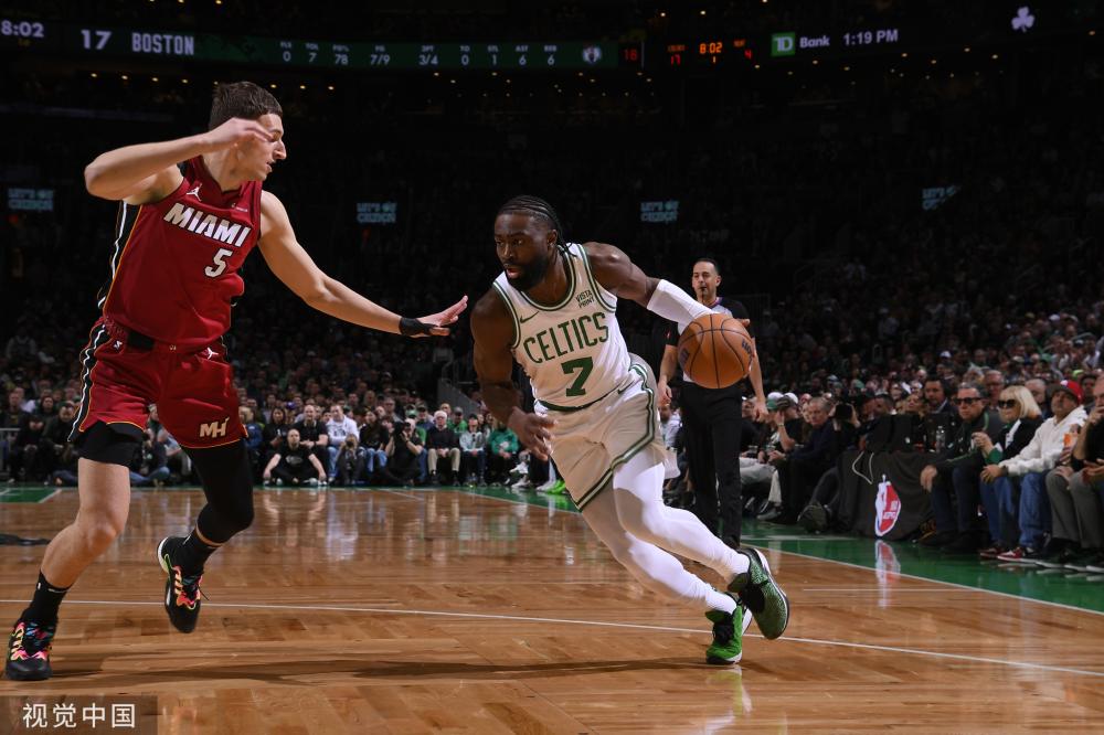 国际赛事中 国际赛事中