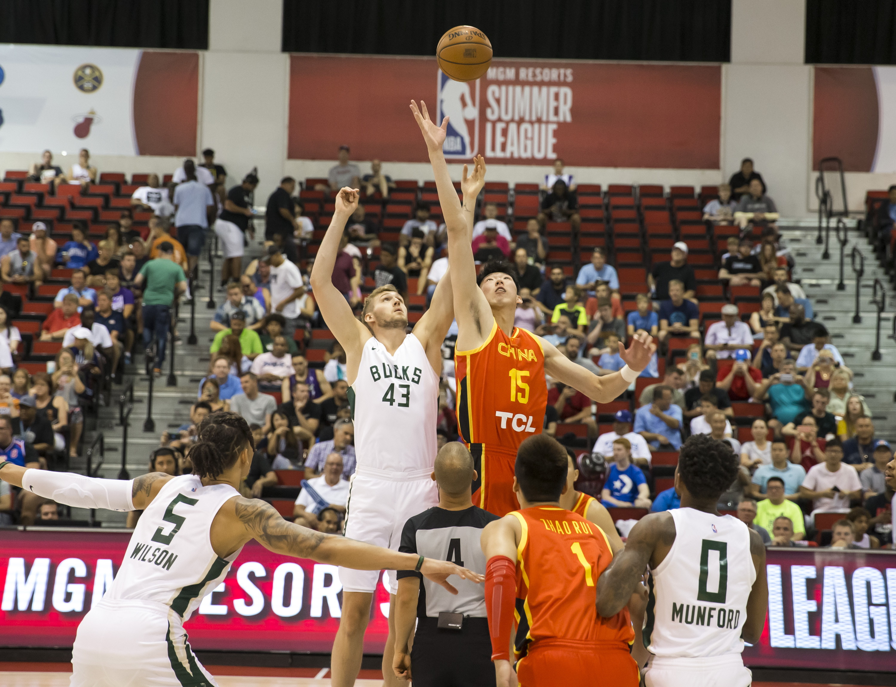 石洵瑶并没 石洵瑶并没