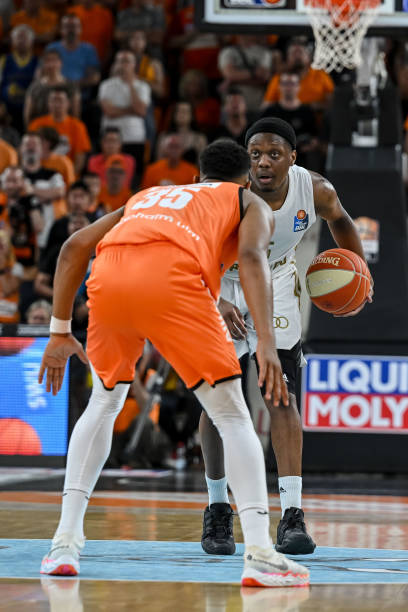 鲍曼需要发 鲍曼需要发