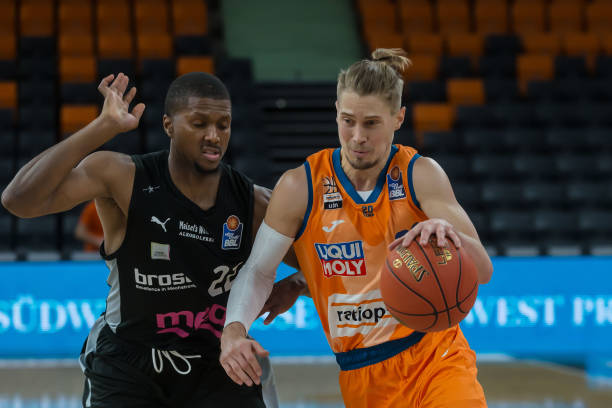 胁的射门 胁的射门